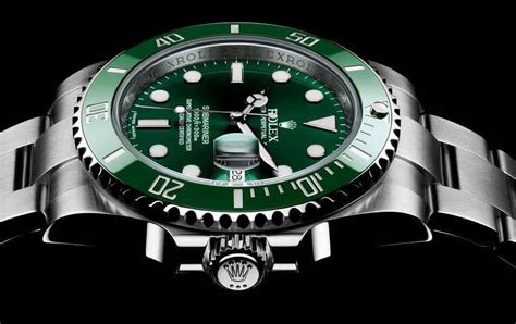 rolex submariner prezzo verde|rolex submariner waterproof.